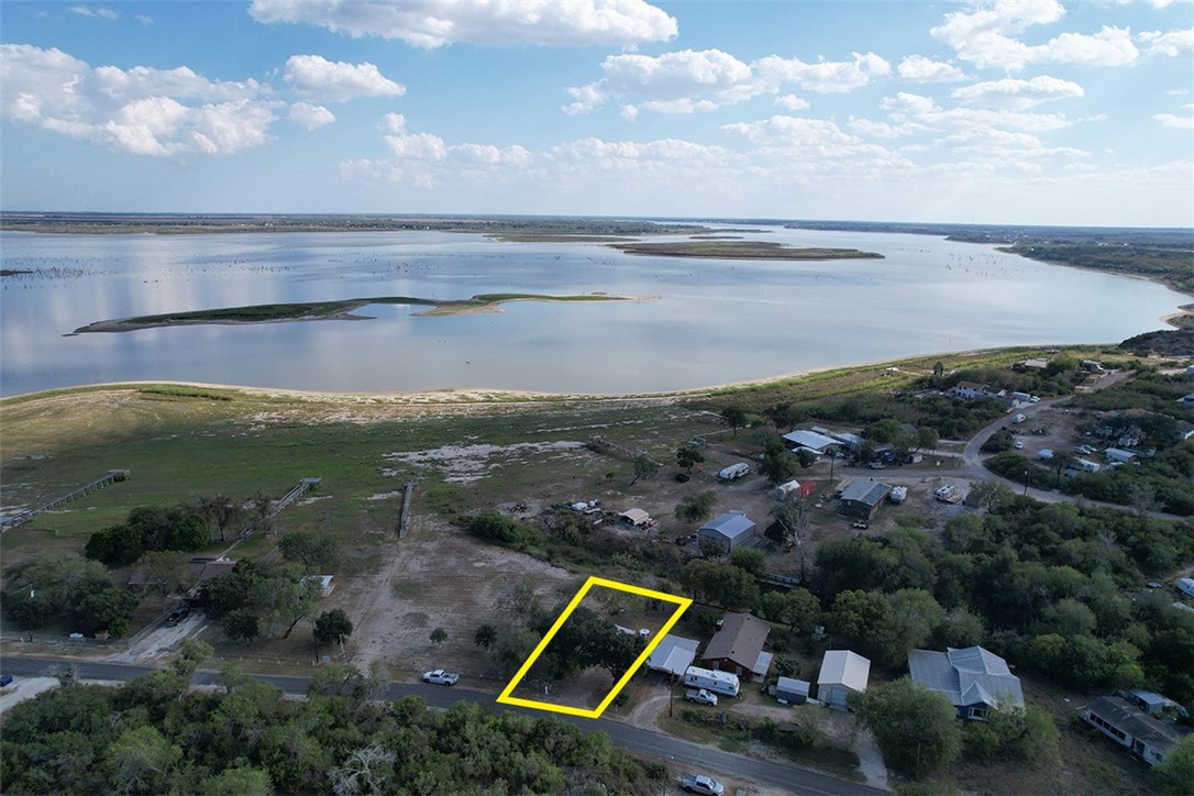 274 S Vista Dr Property Photo 1