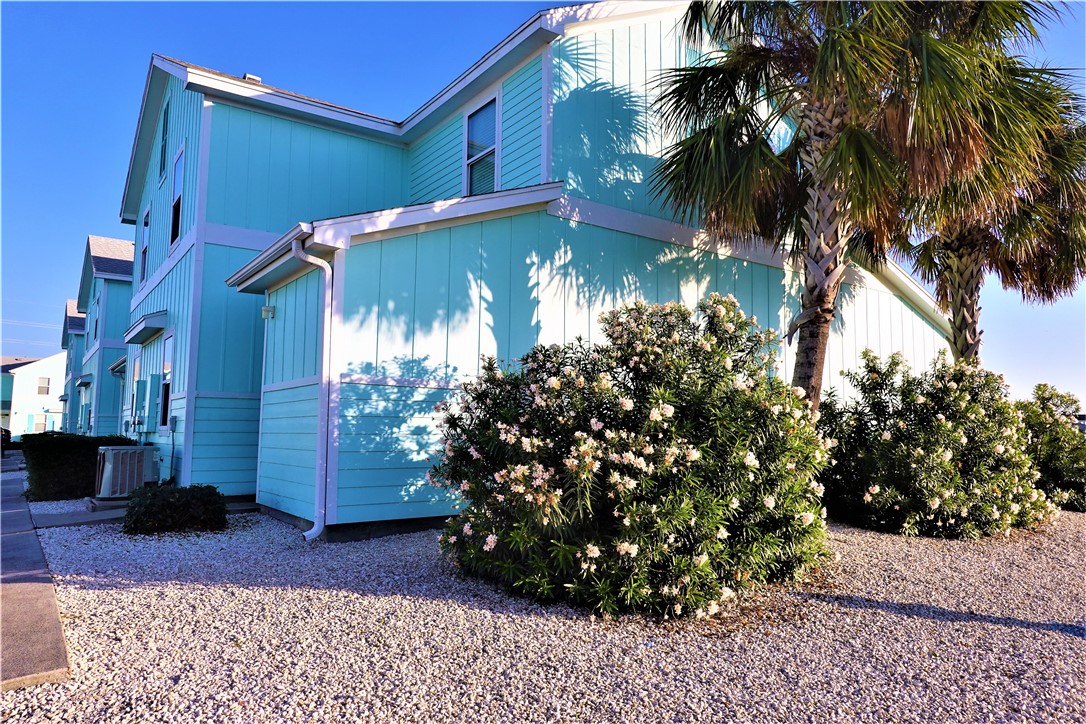 15101 Beach Country Dr Property Photo 2