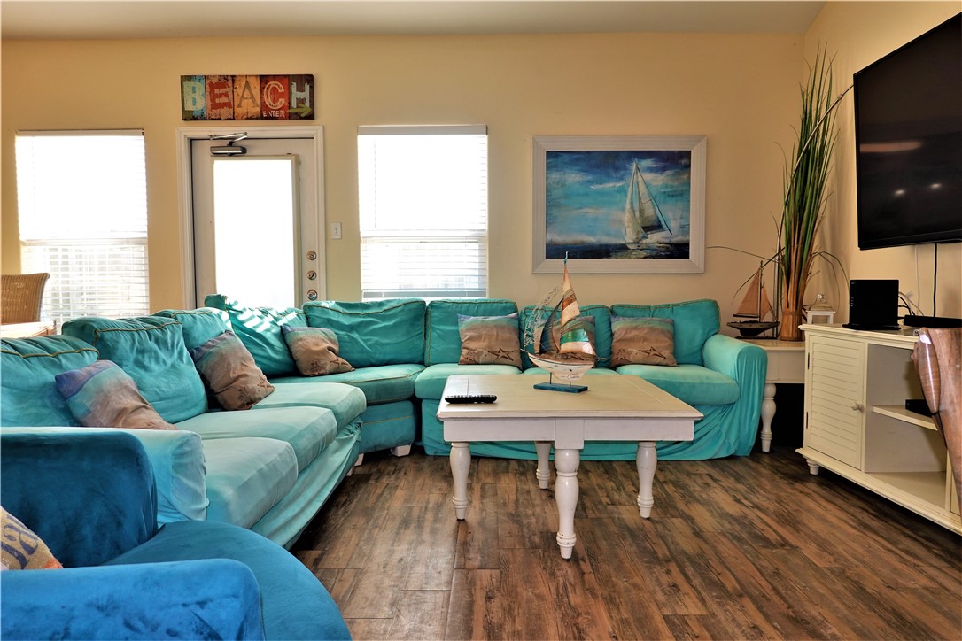 15101 Beach Country Dr Property Photo 5