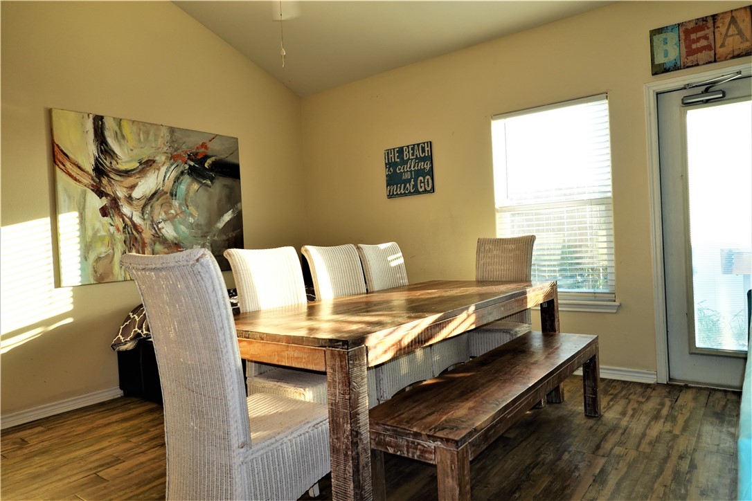 15101 Beach Country Dr Property Photo 9