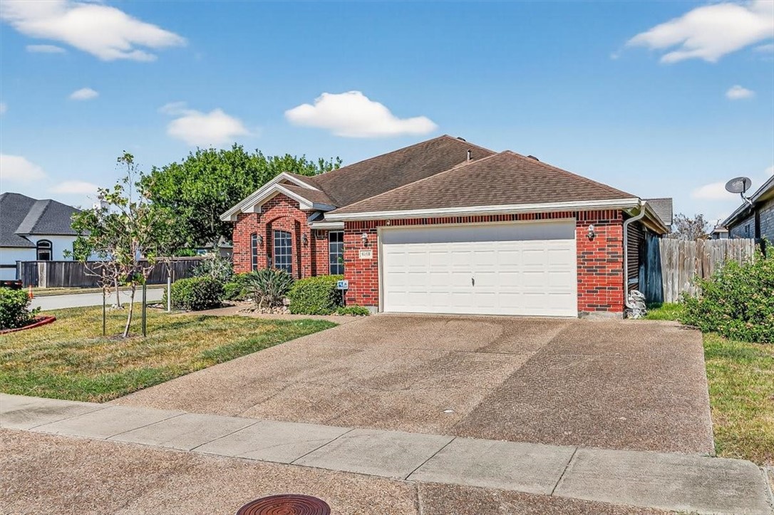 6218 Sir Jack St Property Photo 3