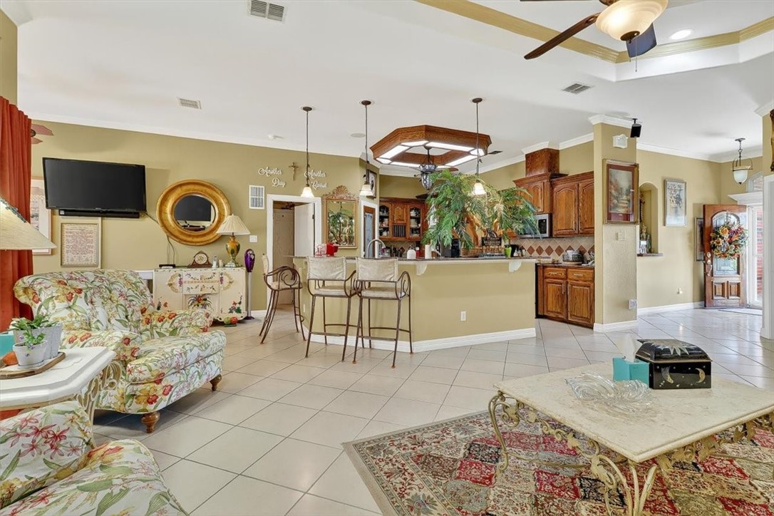 6218 Sir Jack St Property Photo 7