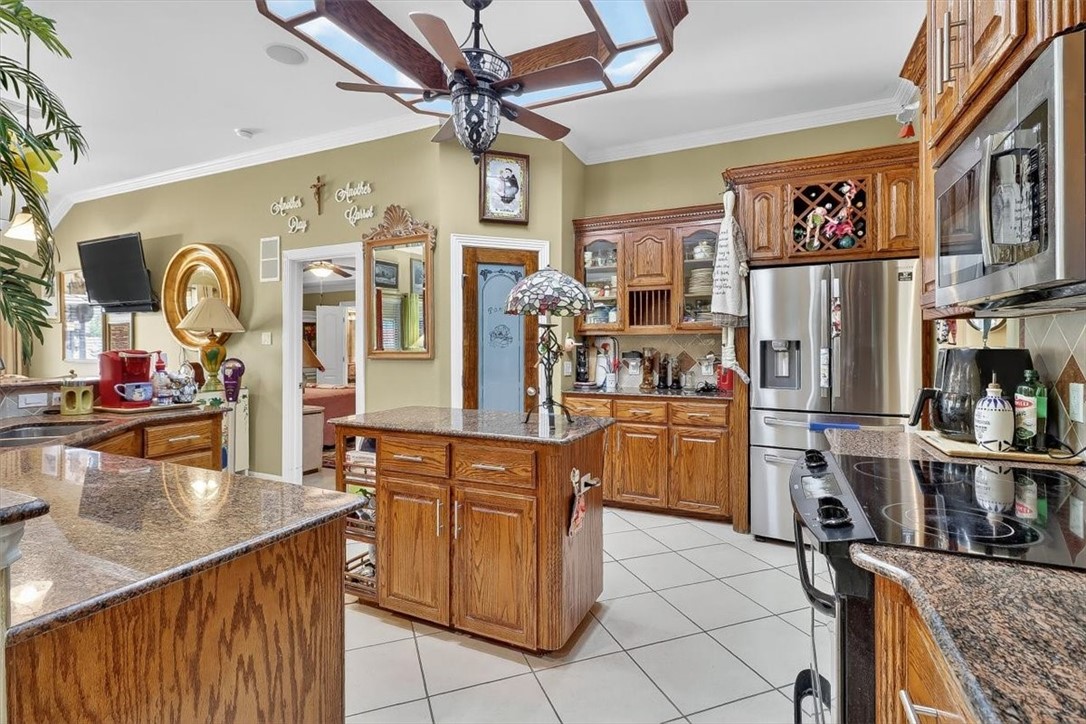 6218 Sir Jack St Property Photo 11