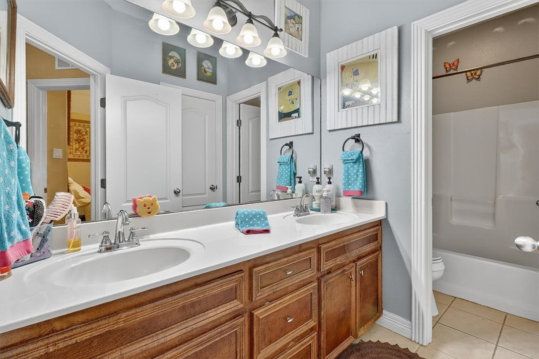 6218 Sir Jack St Property Photo 24