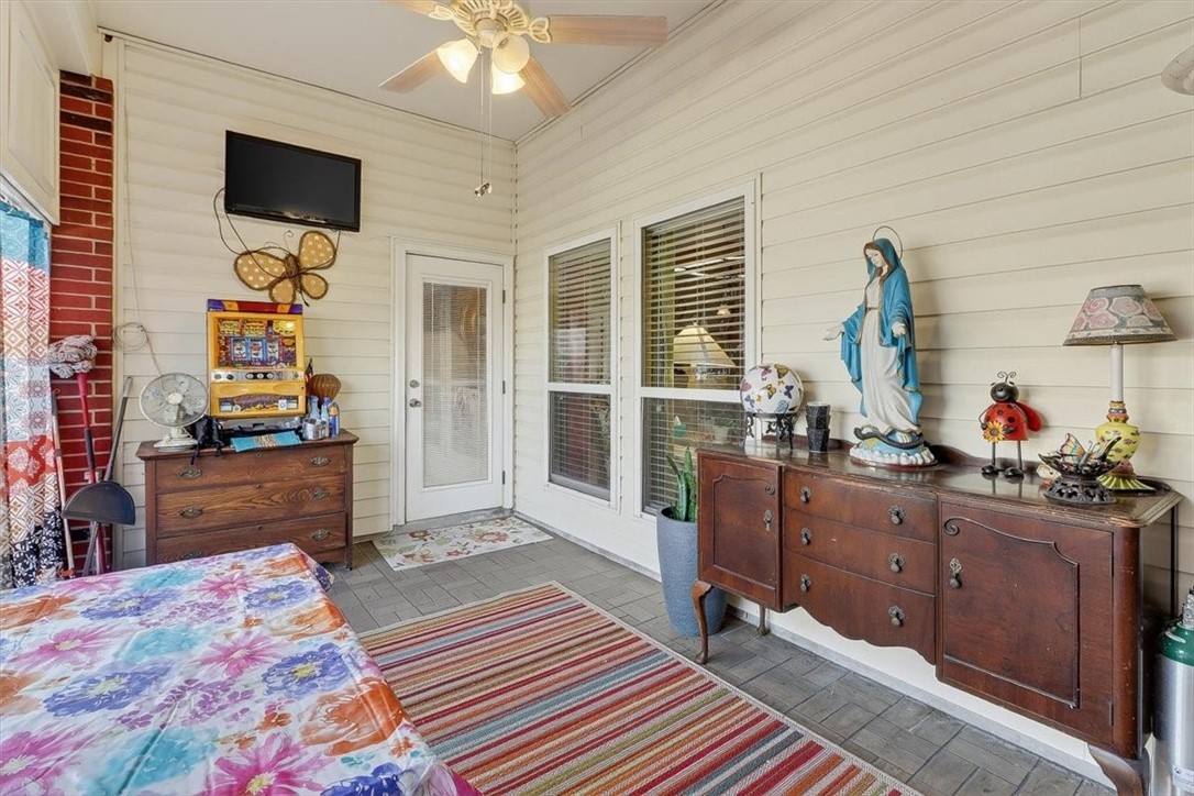 6218 Sir Jack St Property Photo 31