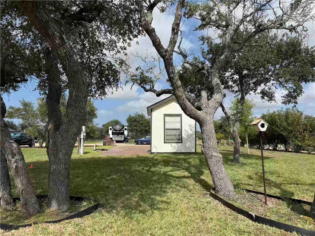 104 Augusta Circle Property Photo 14