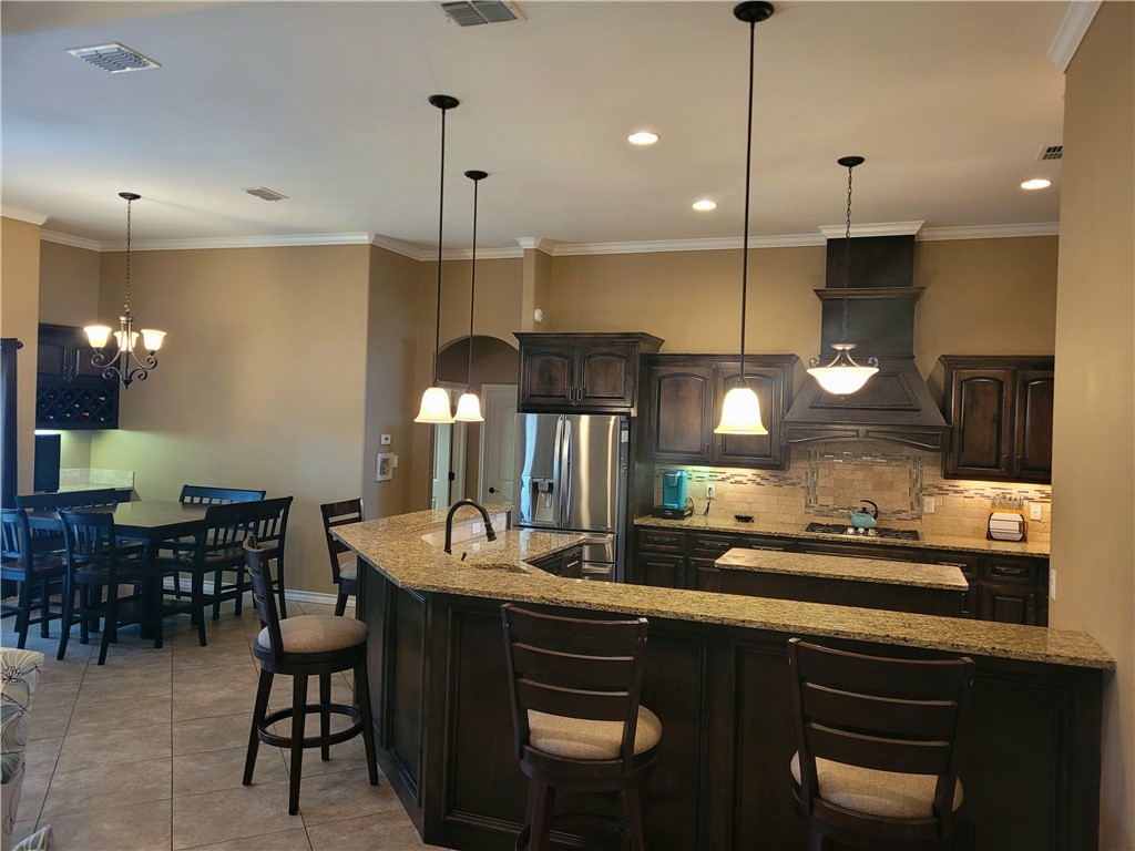 7505 S Lake Dr Property Photo 13