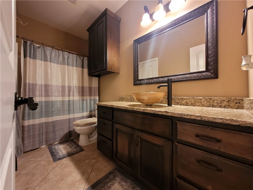 7505 S Lake Dr Property Photo 18