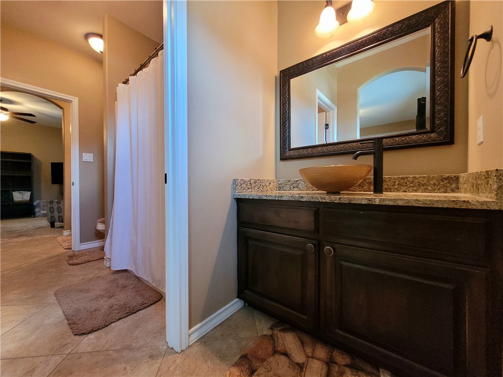 7505 S Lake Dr Property Photo 21