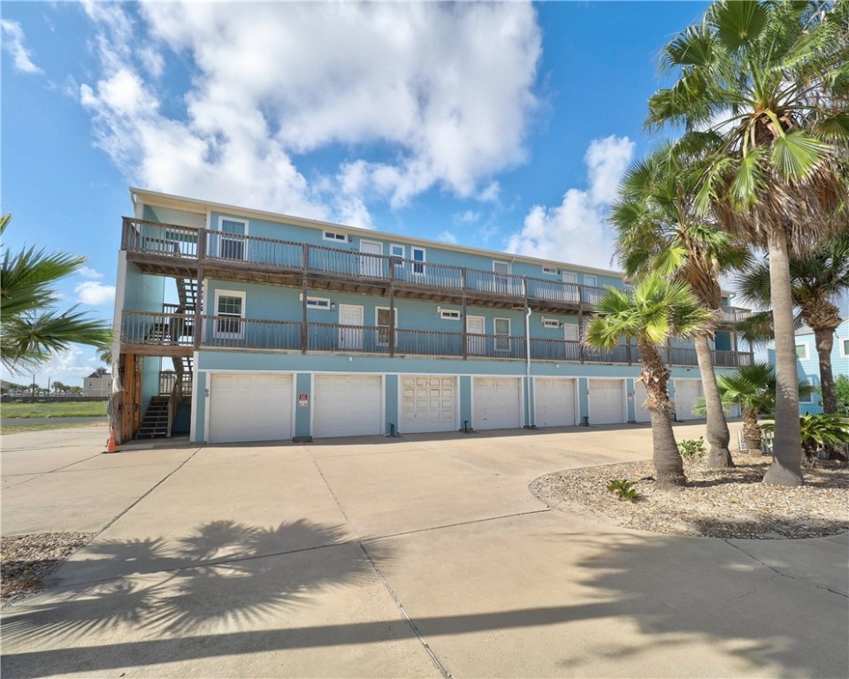 15010 Leeward Dr 4304 Property Photo 1