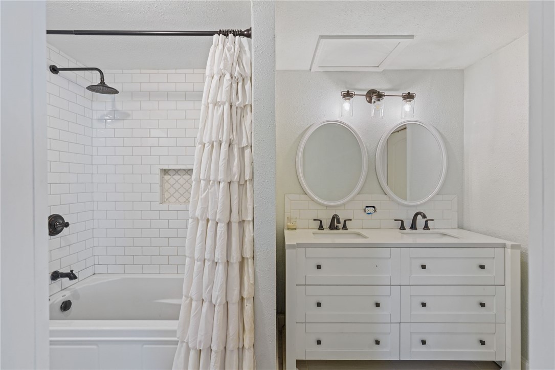 420 Homecrest St Property Photo 17