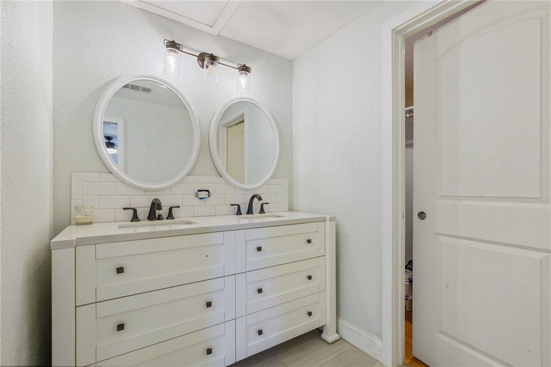 420 Homecrest St Property Photo 18