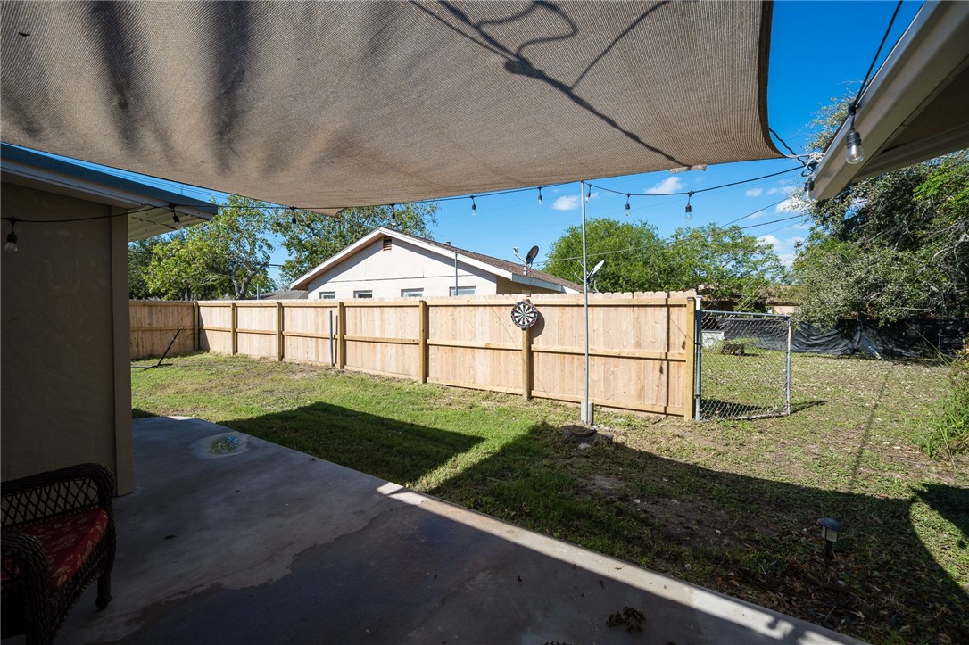 2475 Avenue Avenue E Property Photo 27