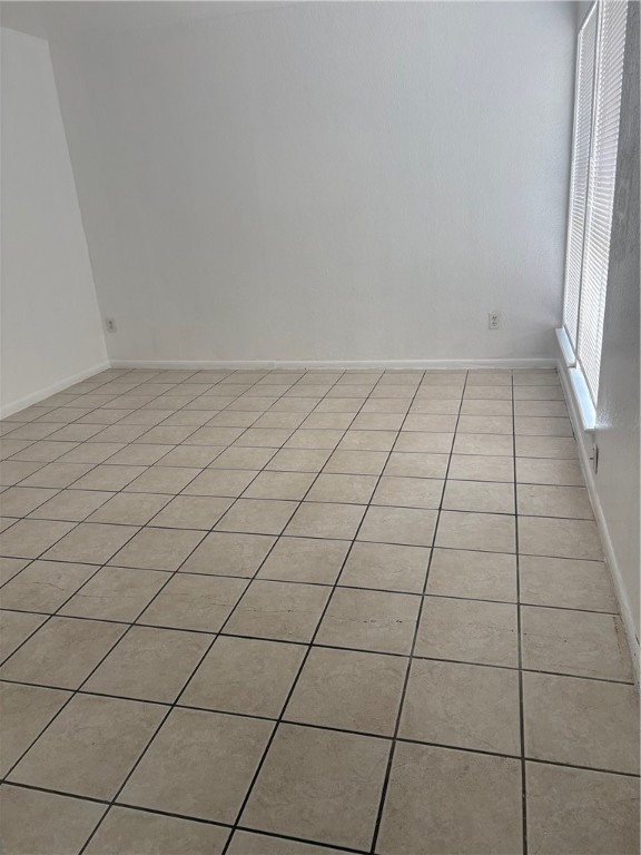 6517 Long Meadow Dr B Property Photo 9