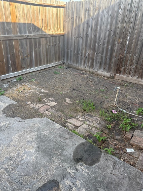 6517 Long Meadow Dr B Property Photo 12