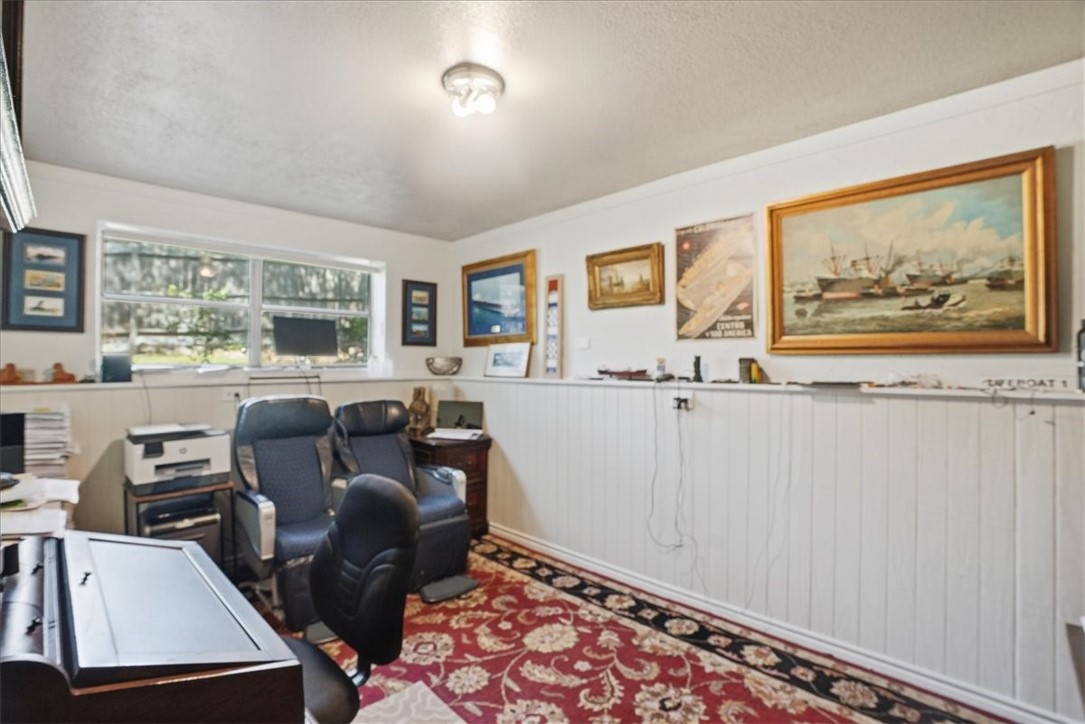 857 Cliff Dr Property Photo 33