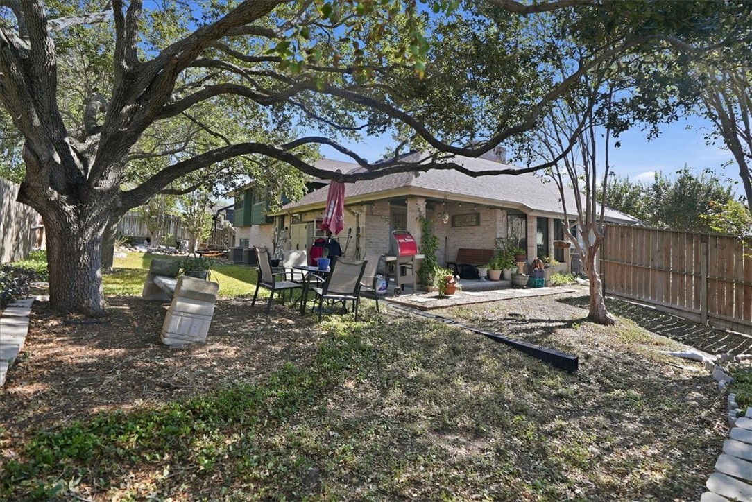 857 Cliff Dr Property Photo 38