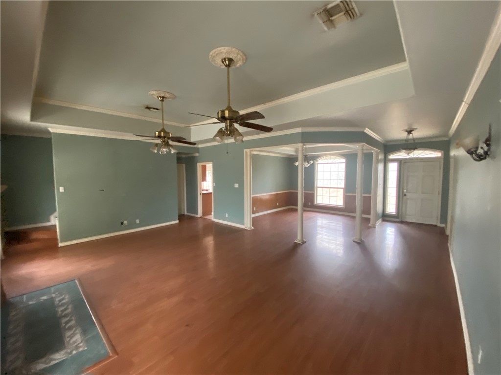 527 County Road 137 Property Photo 8