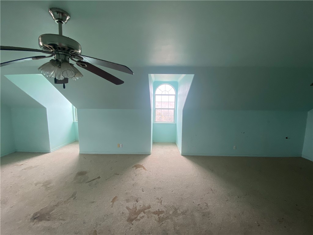 527 County Road 137 Property Photo 21