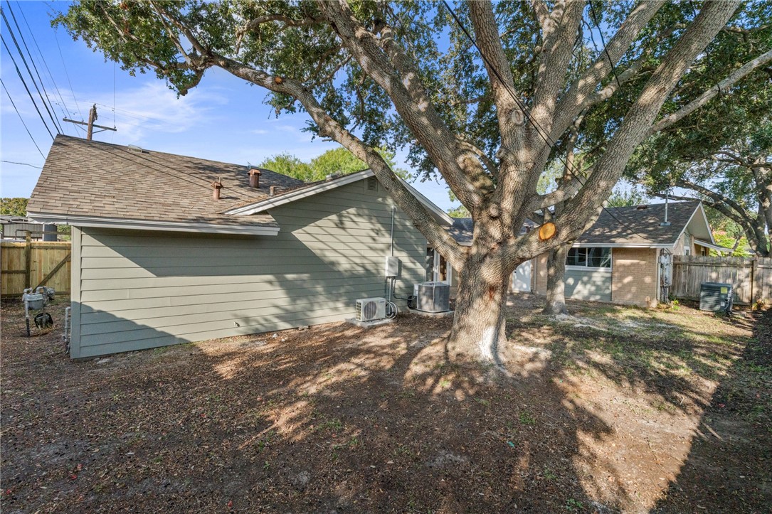 617 Coral Pl Property Photo 34