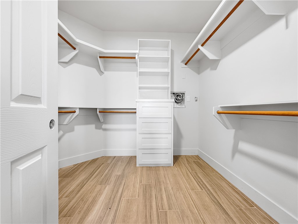 6222 Sadie St Property Photo 14