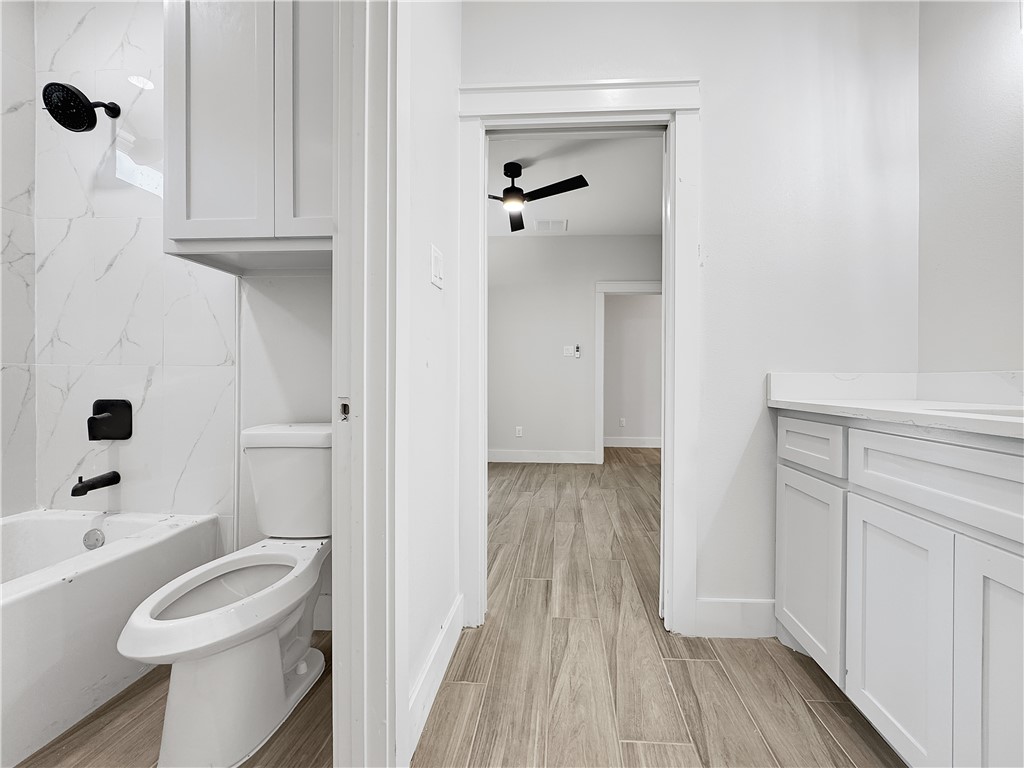 6222 Sadie St Property Photo 23