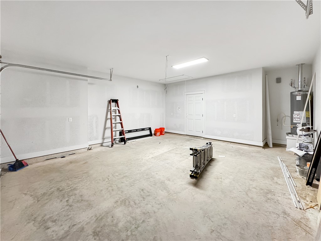 6222 Sadie St Property Photo 25