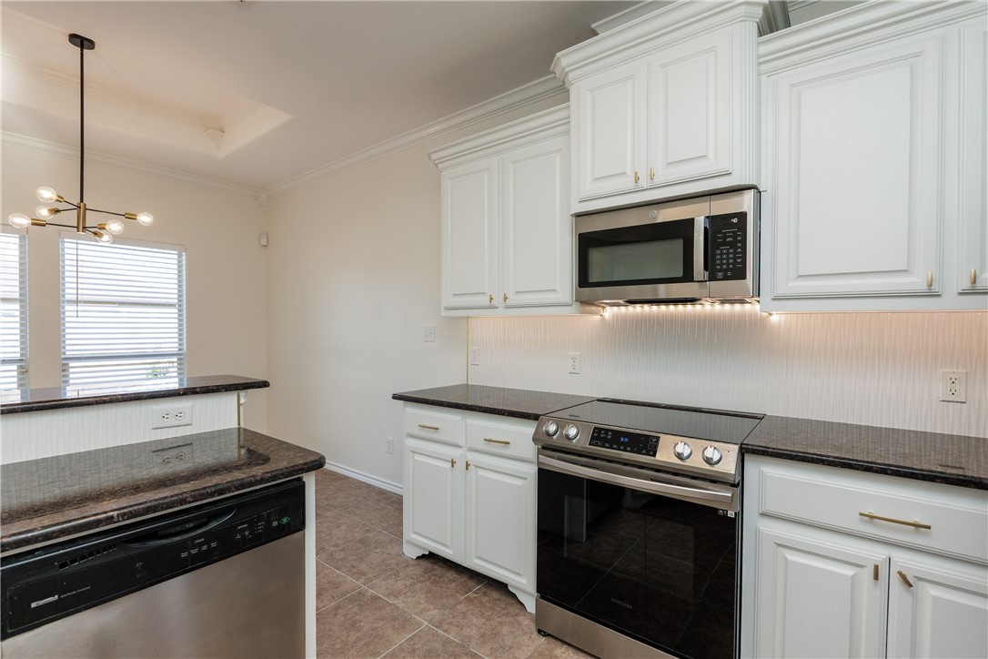 4025 Puget Sound Dr Property Photo 16