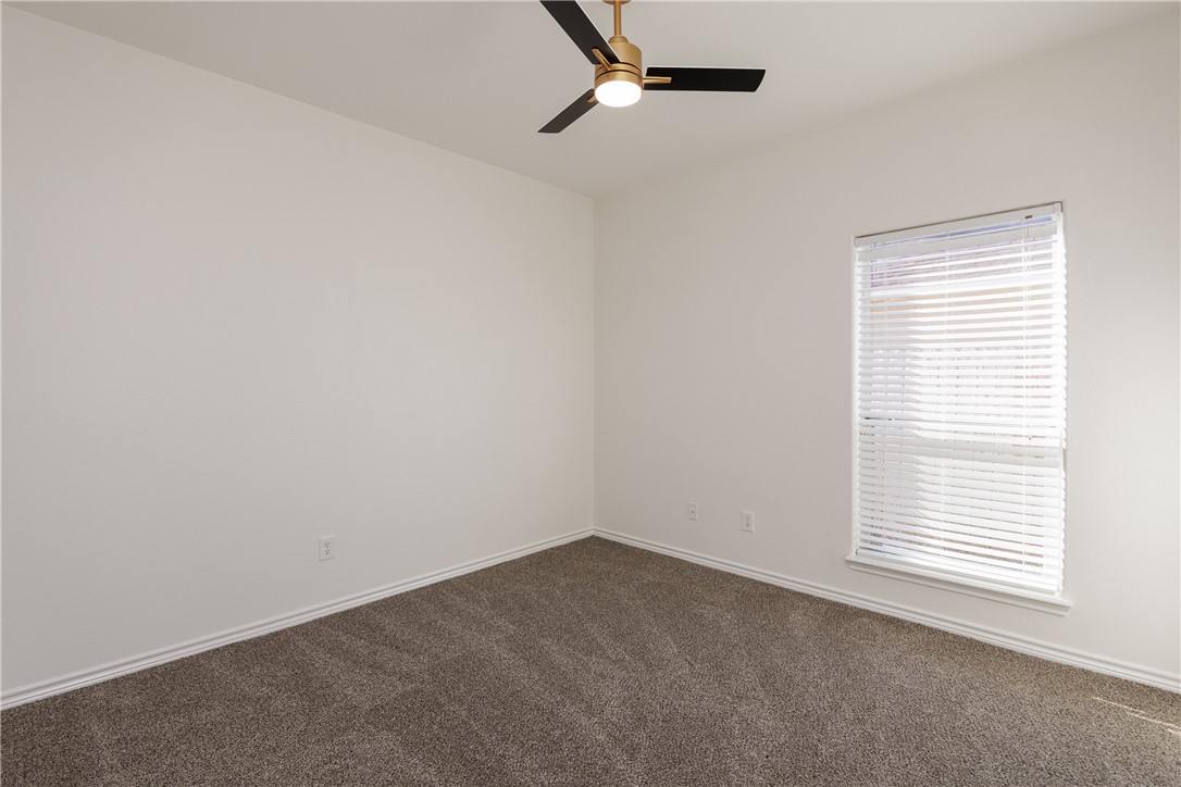 4025 Puget Sound Dr Property Photo 27