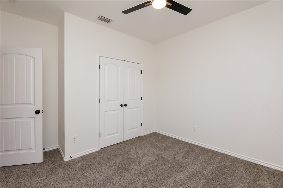 4025 Puget Sound Dr Property Photo 28