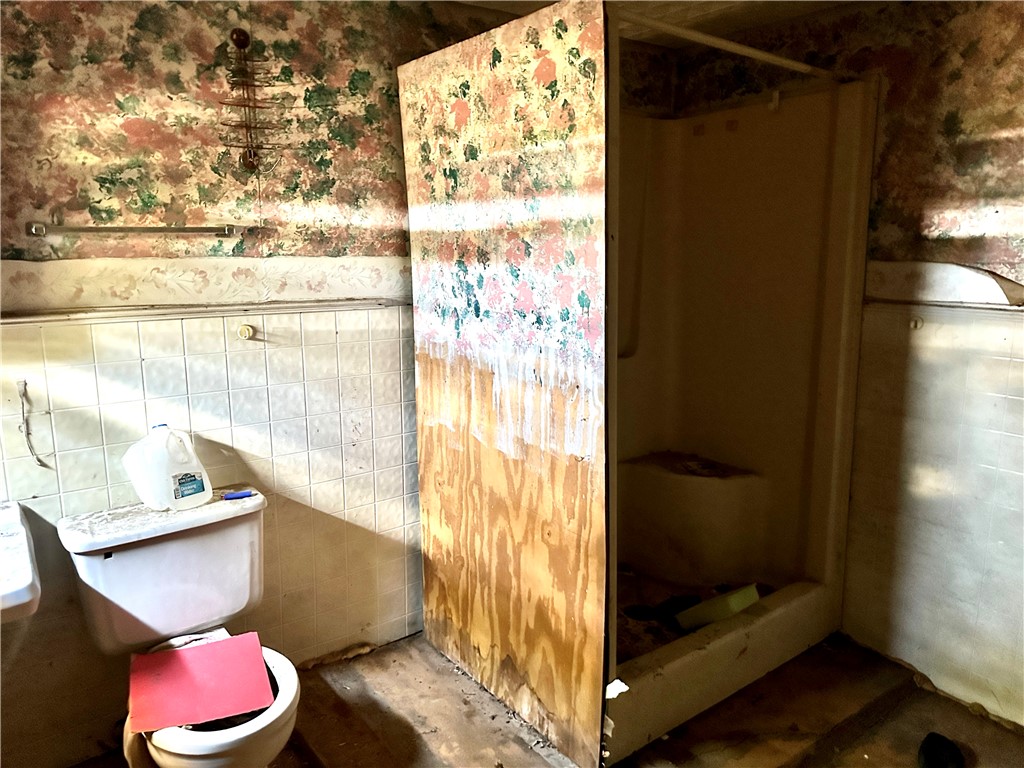 1315 Morris Ave Property Photo 12