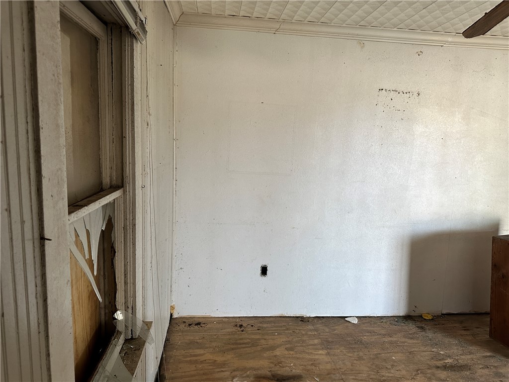 1315 Morris Ave Property Photo 22