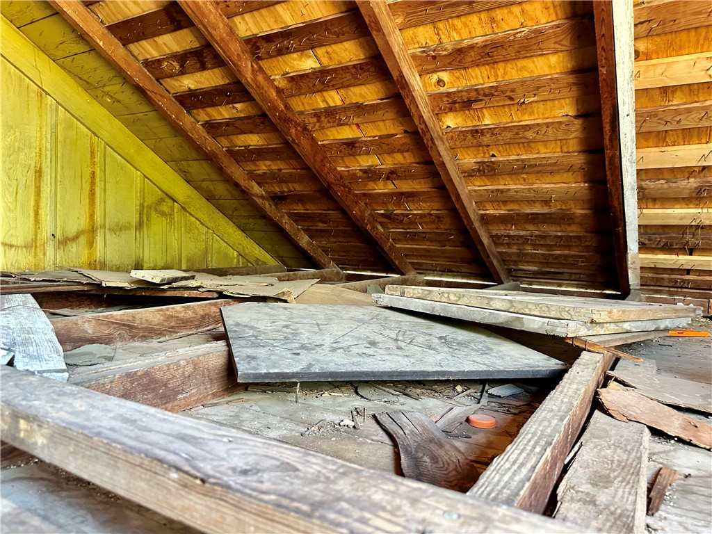 1315 Morris Ave Property Photo 25