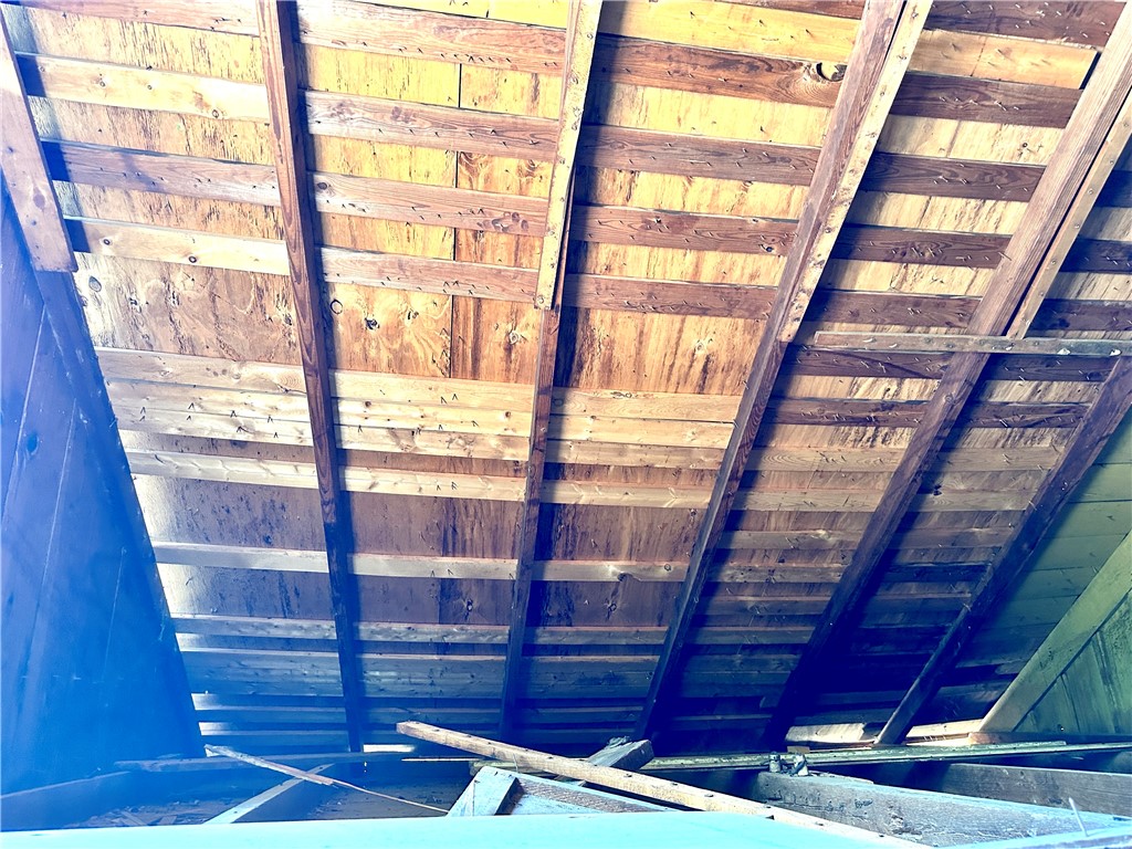 1315 Morris Ave Property Photo 29