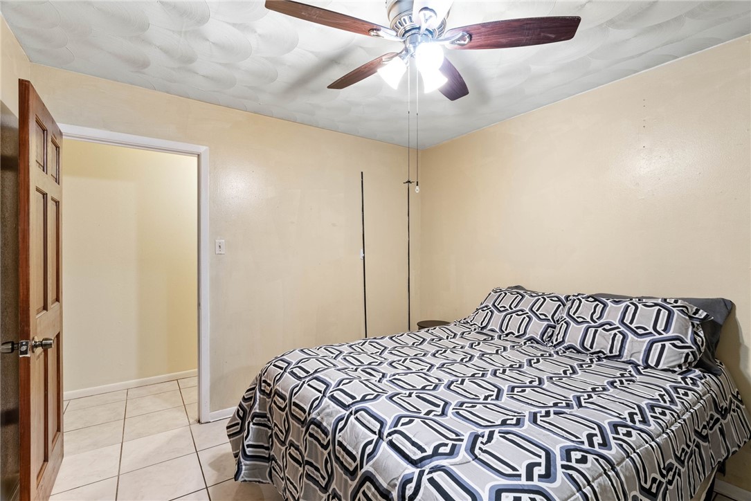 1302 Aswan Dr Property Photo 9