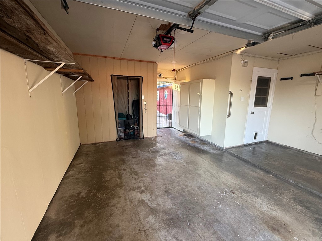 1302 Aswan Dr Property Photo 40