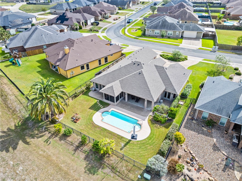 6414 Coronation Dr Property Photo 2