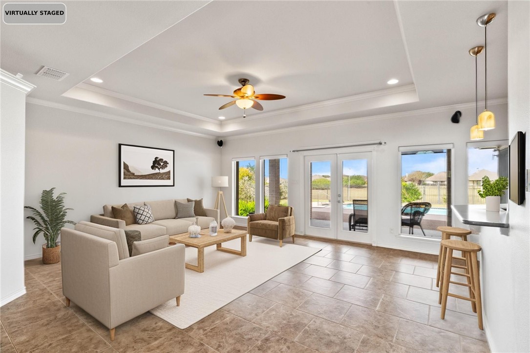 6414 Coronation Dr Property Photo 5