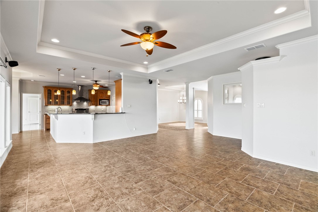 6414 Coronation Dr Property Photo 7