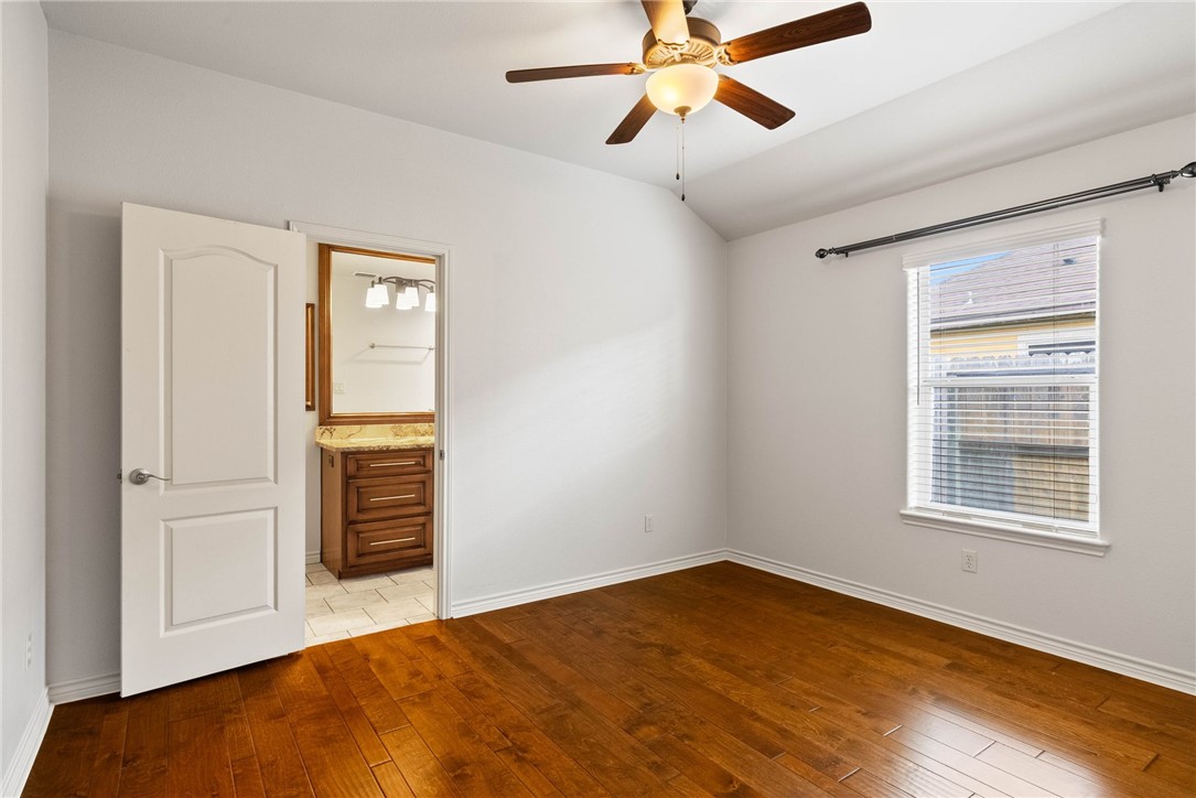 6414 Coronation Dr Property Photo 20