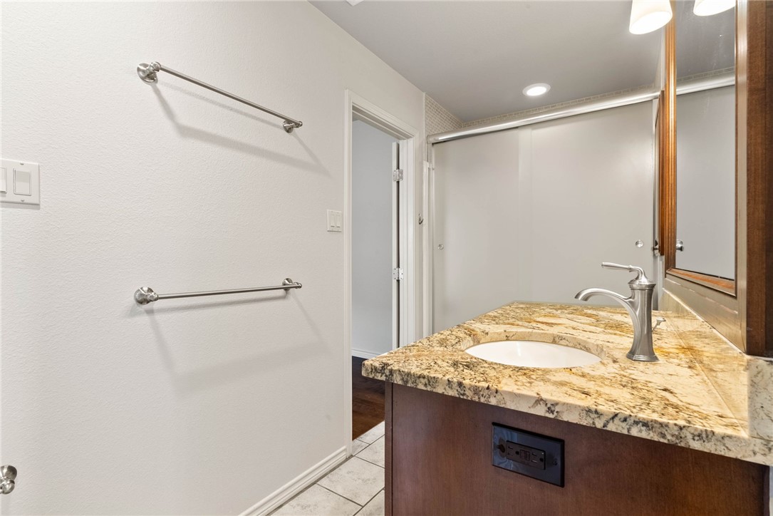 6414 Coronation Dr Property Photo 22