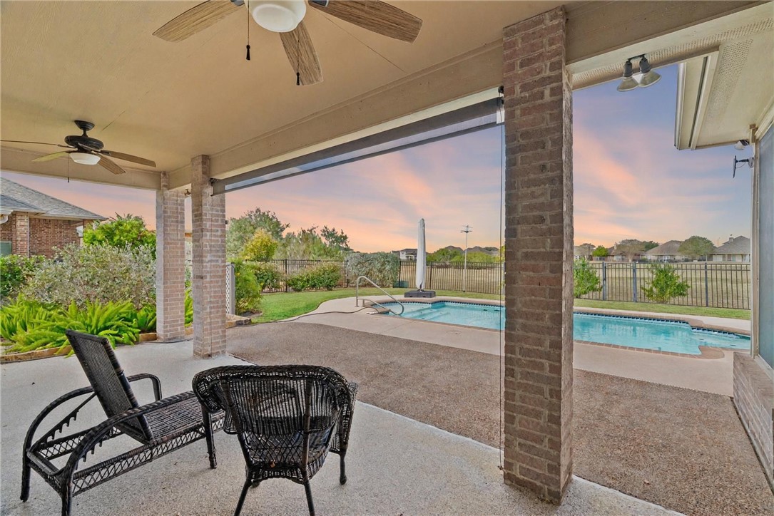 6414 Coronation Dr Property Photo 26