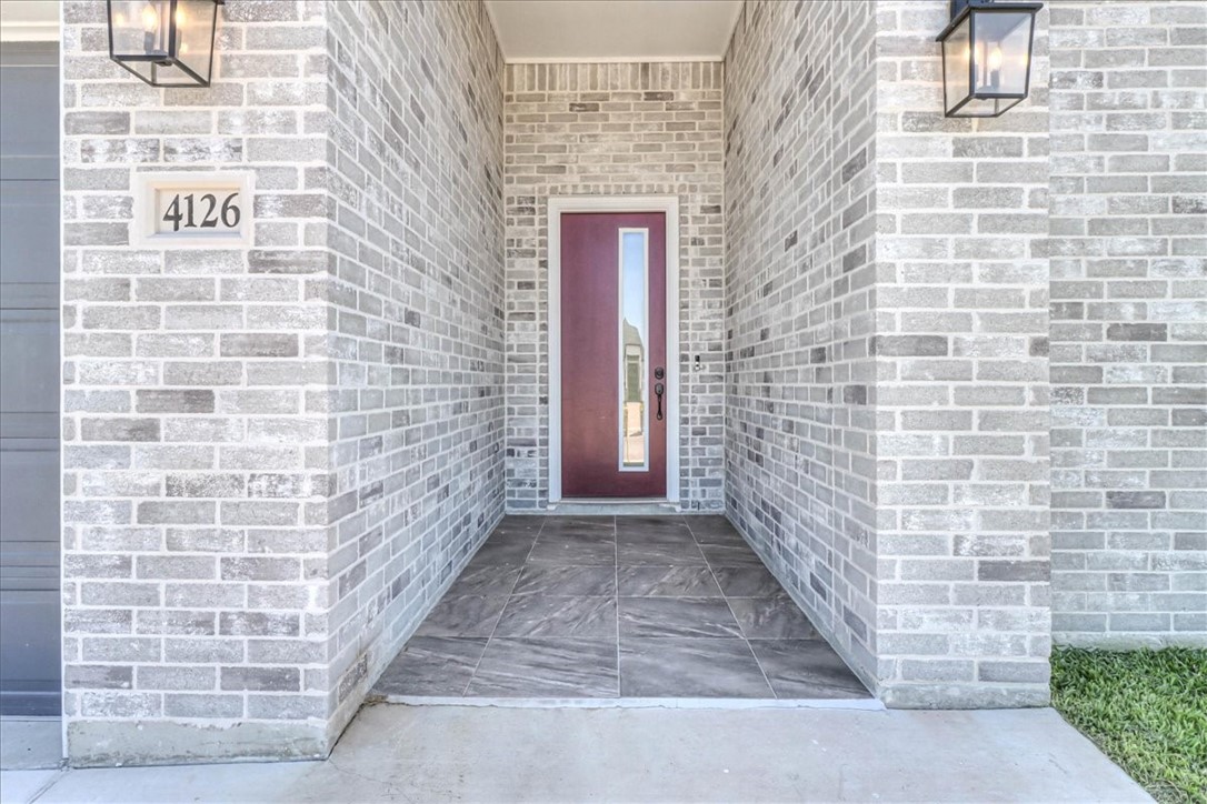 4126 Azali Dr Property Photo 9