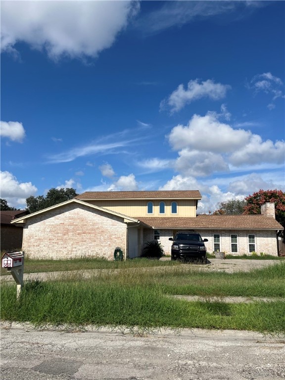 6705 Drake Dr Property Photo 1