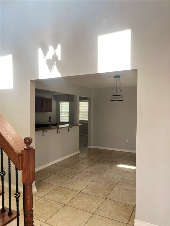 6705 Drake Dr Property Photo 3