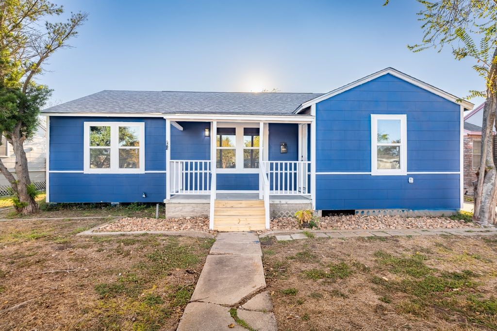 3531 Lawnview St Property Photo 1