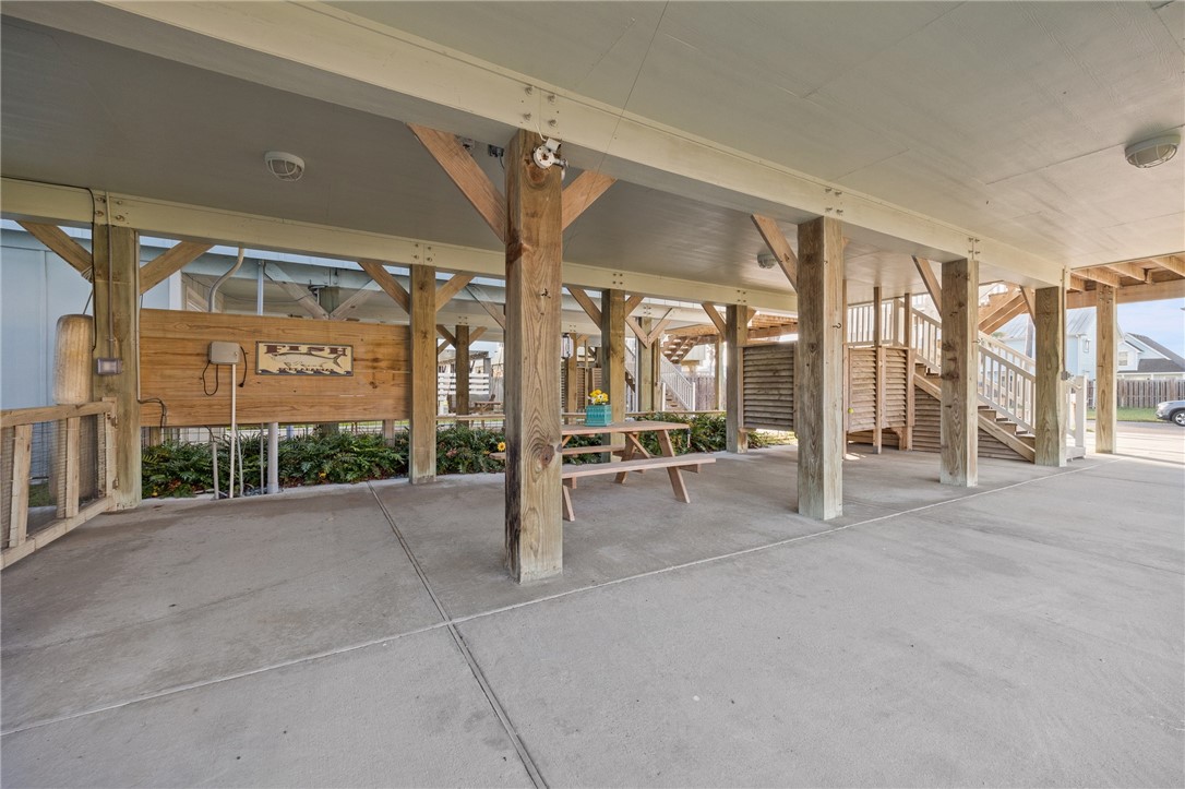 1018 S Station St Property Photo 8