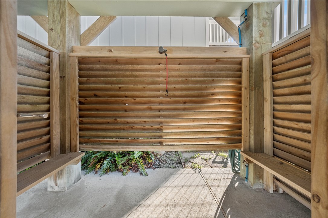 1018 S Station St Property Photo 10