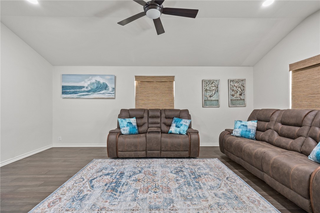 1018 S Station St Property Photo 11