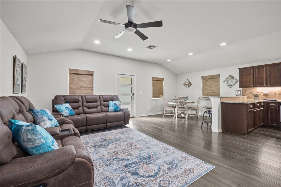 1018 S Station St Property Photo 13